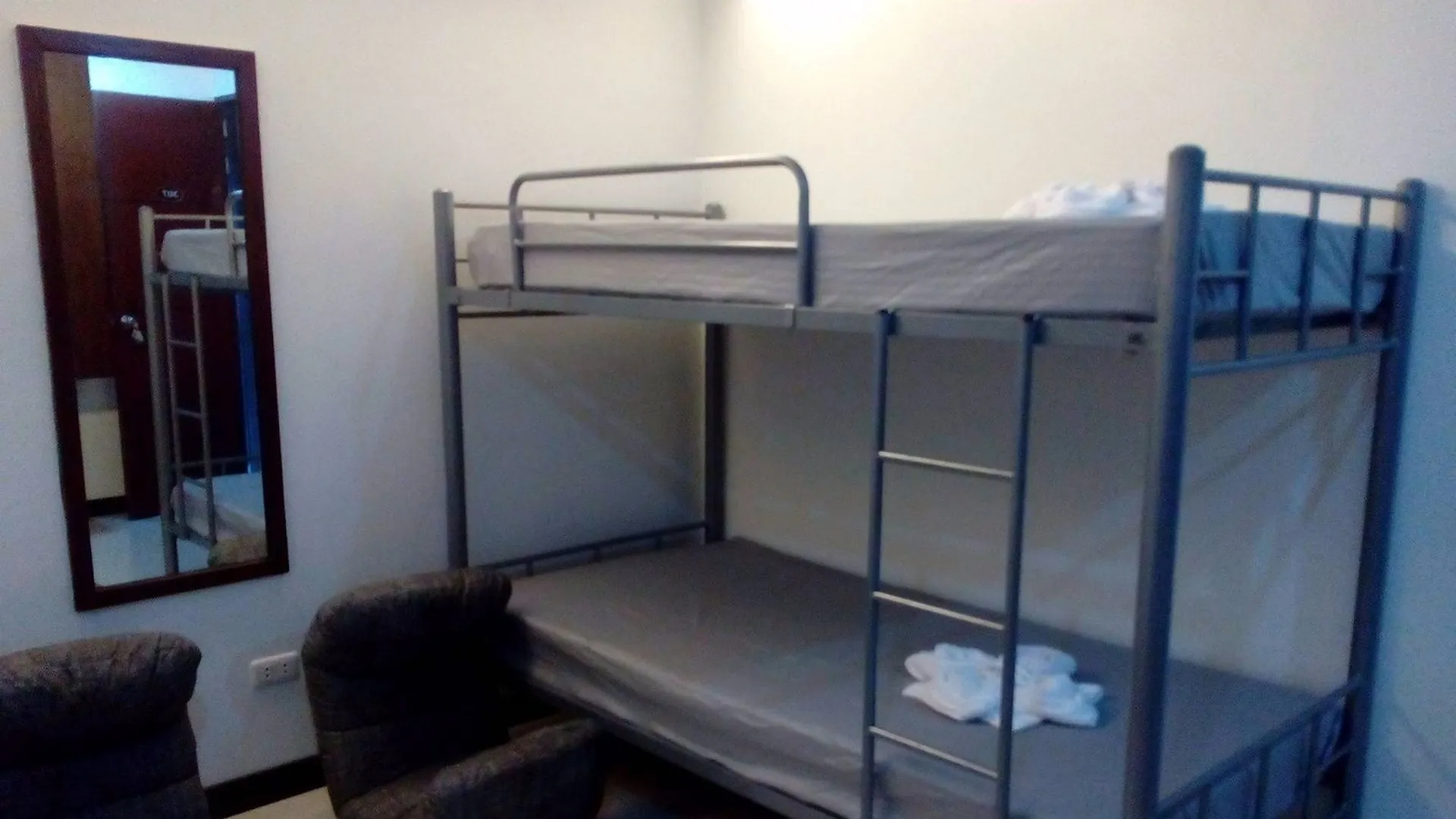 Circle B Appartelle And Suites Davao City 3*,  Filippinerne